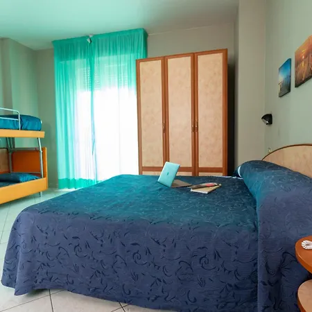 Hotel Mediterraneo