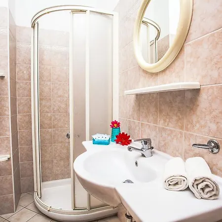 Mediterraneo Hotel 3*