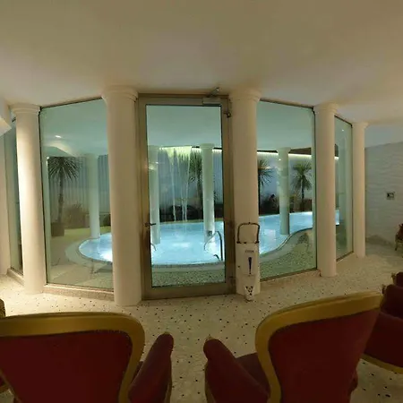 Hotel Mediterraneo 3*